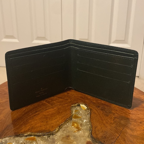 Louis Vuitton Tiaga Bifold Wallet Forrest Green - Pristine (Wallet Only) - Picture 11 of 11